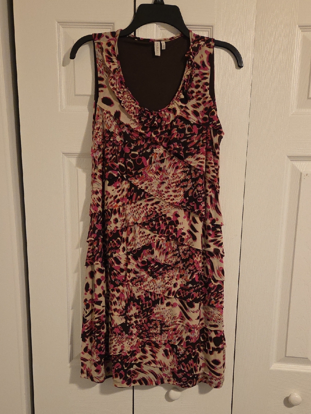 Sleeveless Animal-Print Layered Shift Dress in Pink and Black